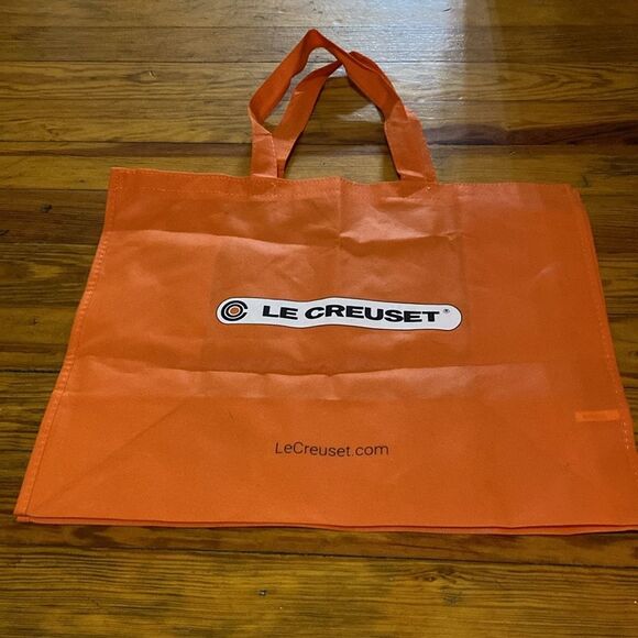 Le Creuset Tote Bag and Box - Picture 9 of 10